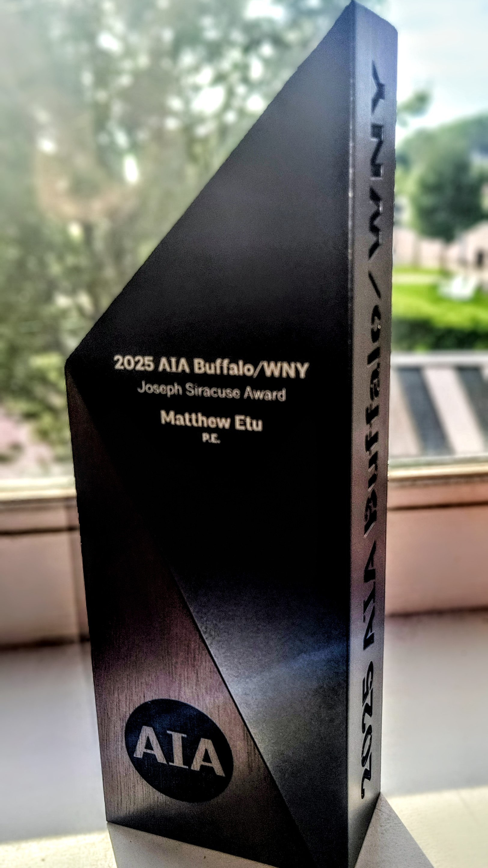 Matthew Etu receives AIA Buffalo/WNY Joseph Siracuse Award Image